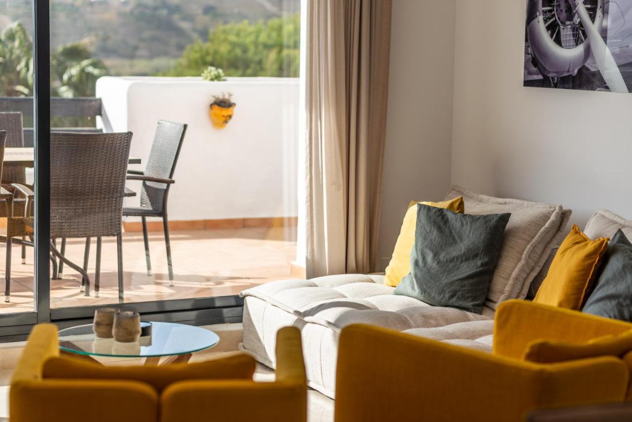 Lotus 2401 - Beautiful Apartment With Pool & Sea View 卡萨雷斯 外观 照片