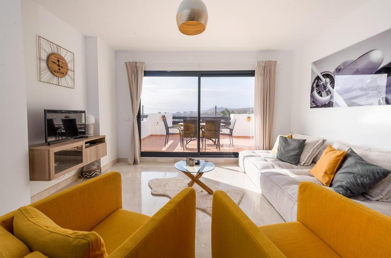 Lotus 2401 - Beautiful Apartment With Pool & Sea View 卡萨雷斯 外观 照片