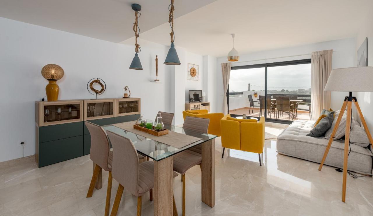 Lotus 2401 - Beautiful Apartment With Pool & Sea View 卡萨雷斯 外观 照片