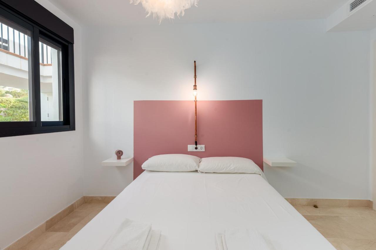 Lotus 2401 - Beautiful Apartment With Pool & Sea View 卡萨雷斯 外观 照片
