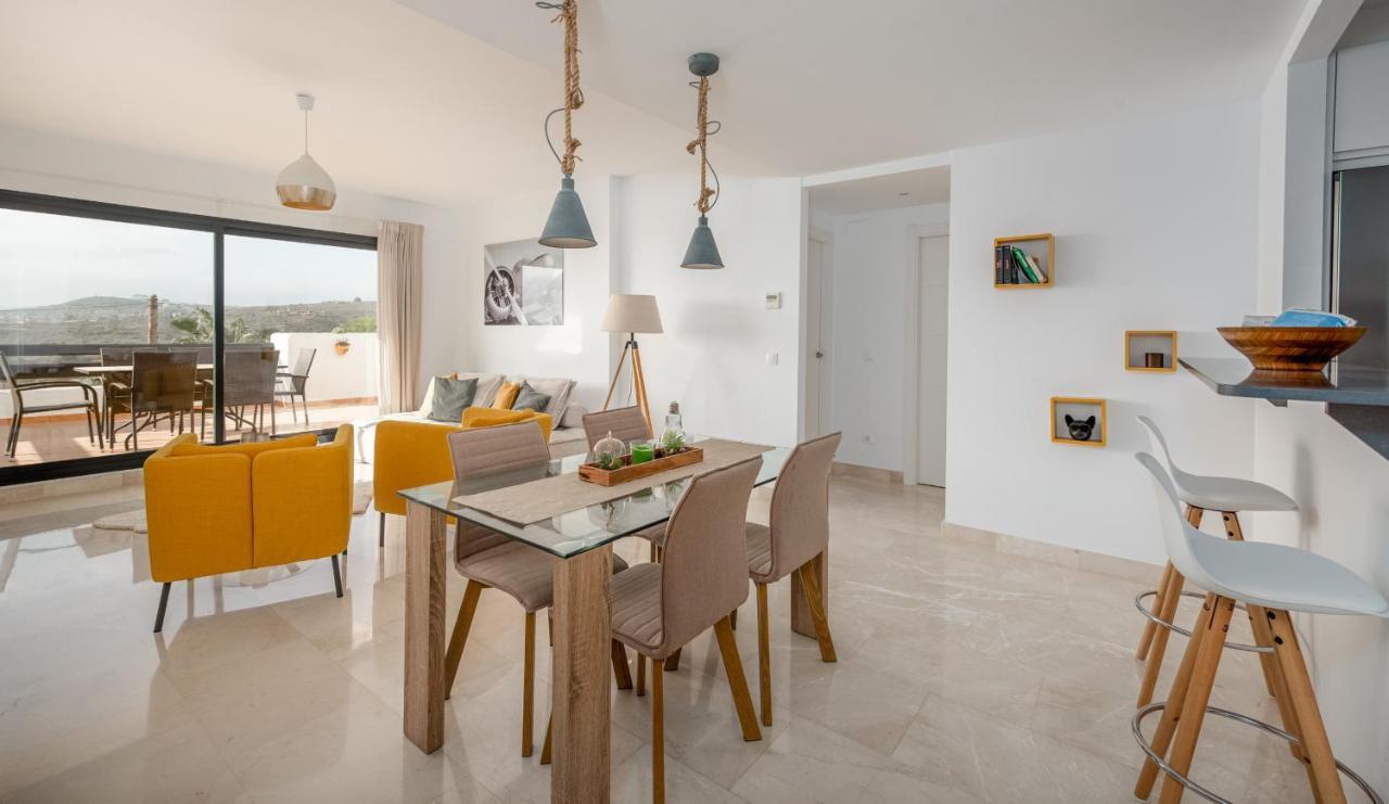 Lotus 2401 - Beautiful Apartment With Pool & Sea View 卡萨雷斯 外观 照片