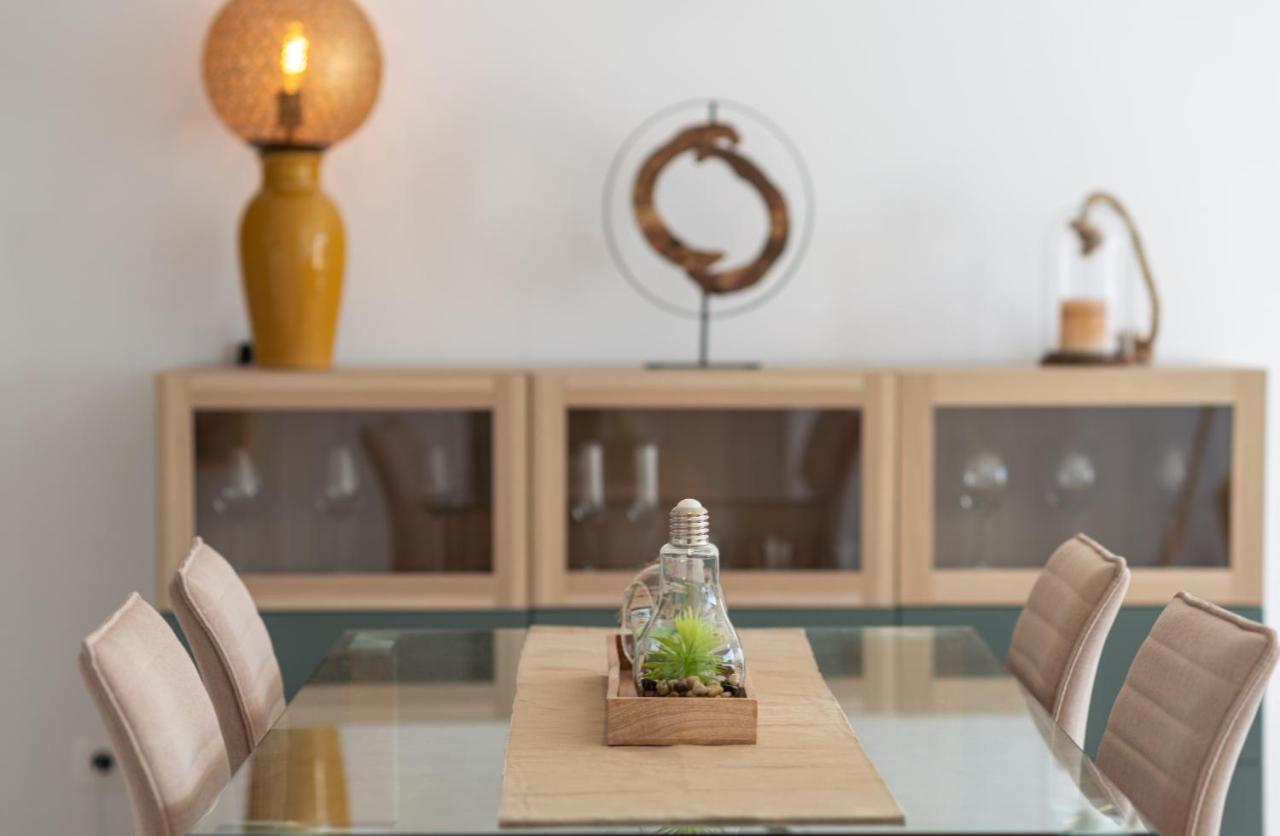 Lotus 2401 - Beautiful Apartment With Pool & Sea View 卡萨雷斯 外观 照片